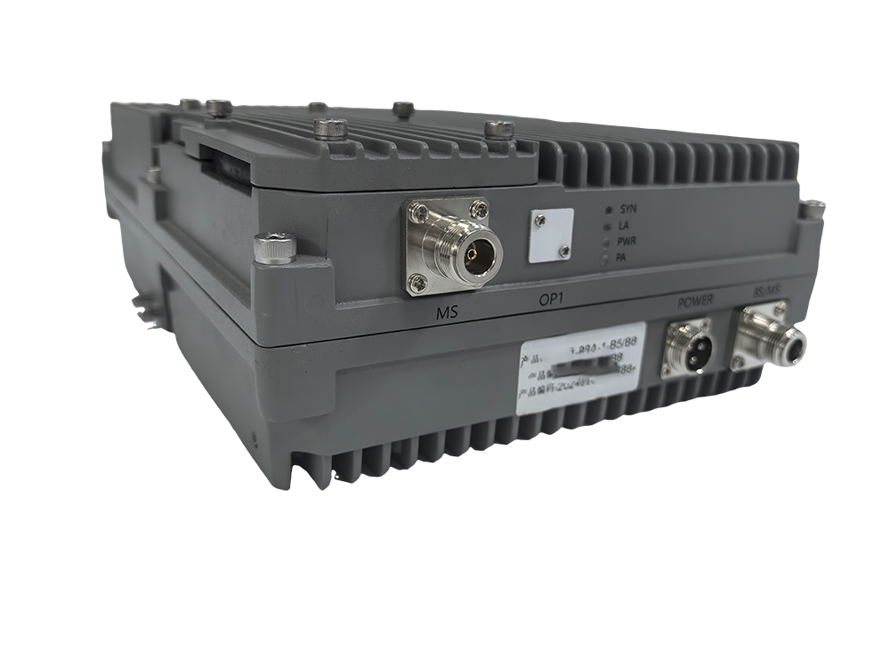  尧都三频手机信号接收器2000㎡